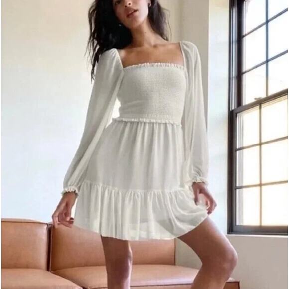 WILFRED x ARITZIA Tempest Chiffon Smocked Mini Dress Ivory White {XX20} - Picture 1 of 6